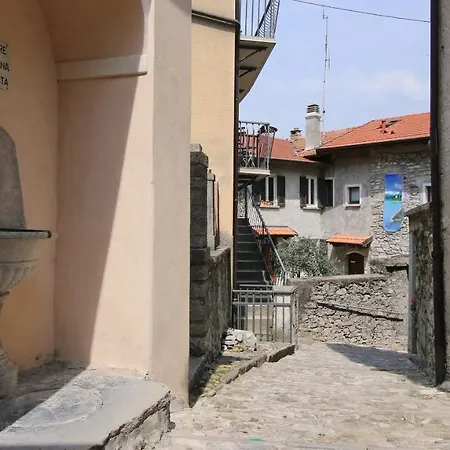 Italianway - Riva Soldino 9 * Laglio