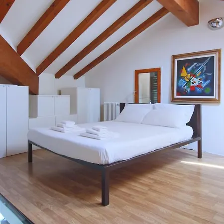 Italianway - Riva Soldino 9 *