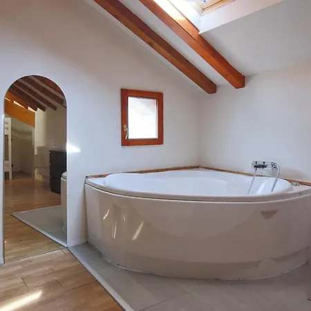 Italianway - Riva Soldino 9 * Laglio