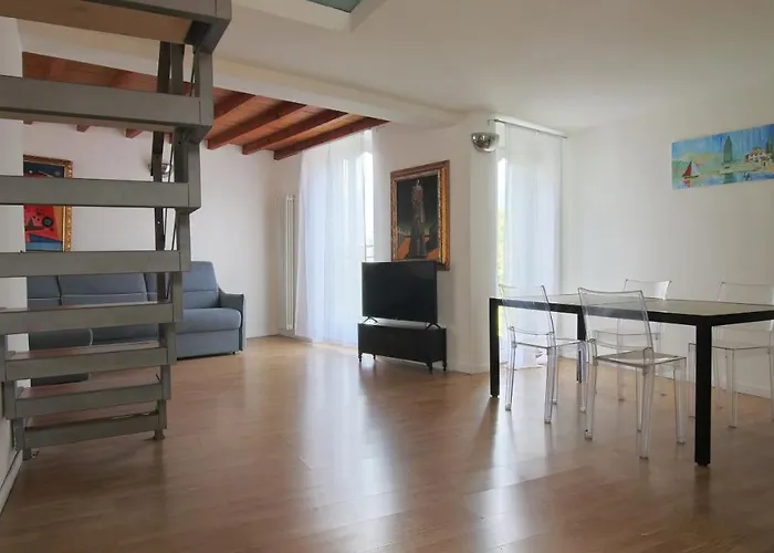Italianway - Riva Soldino 9 شقة *